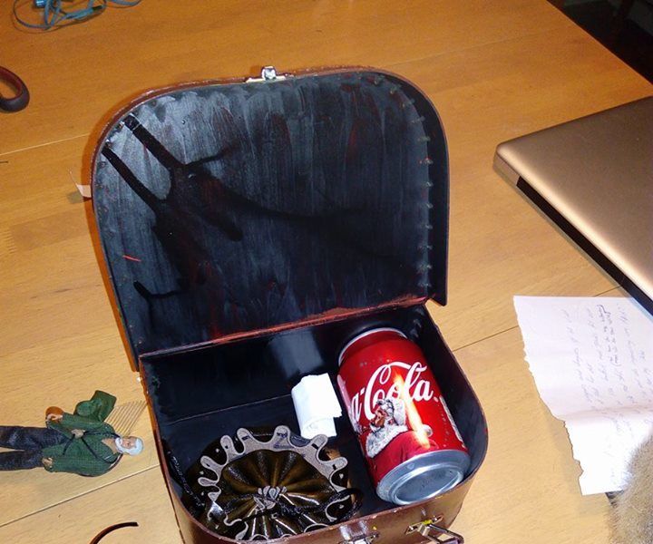 Dungeons and Dragons Suitcase