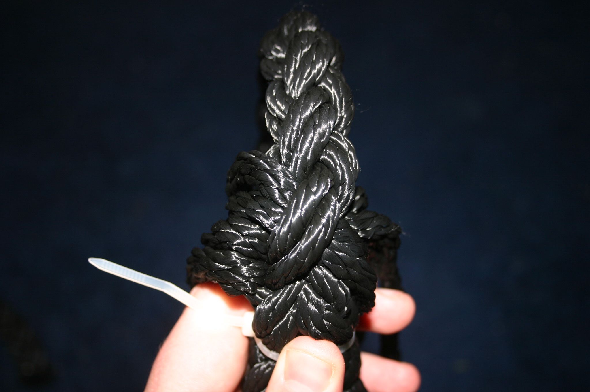 Making a Rope Handle for a Jugger Chain : 4 Steps - Instructables