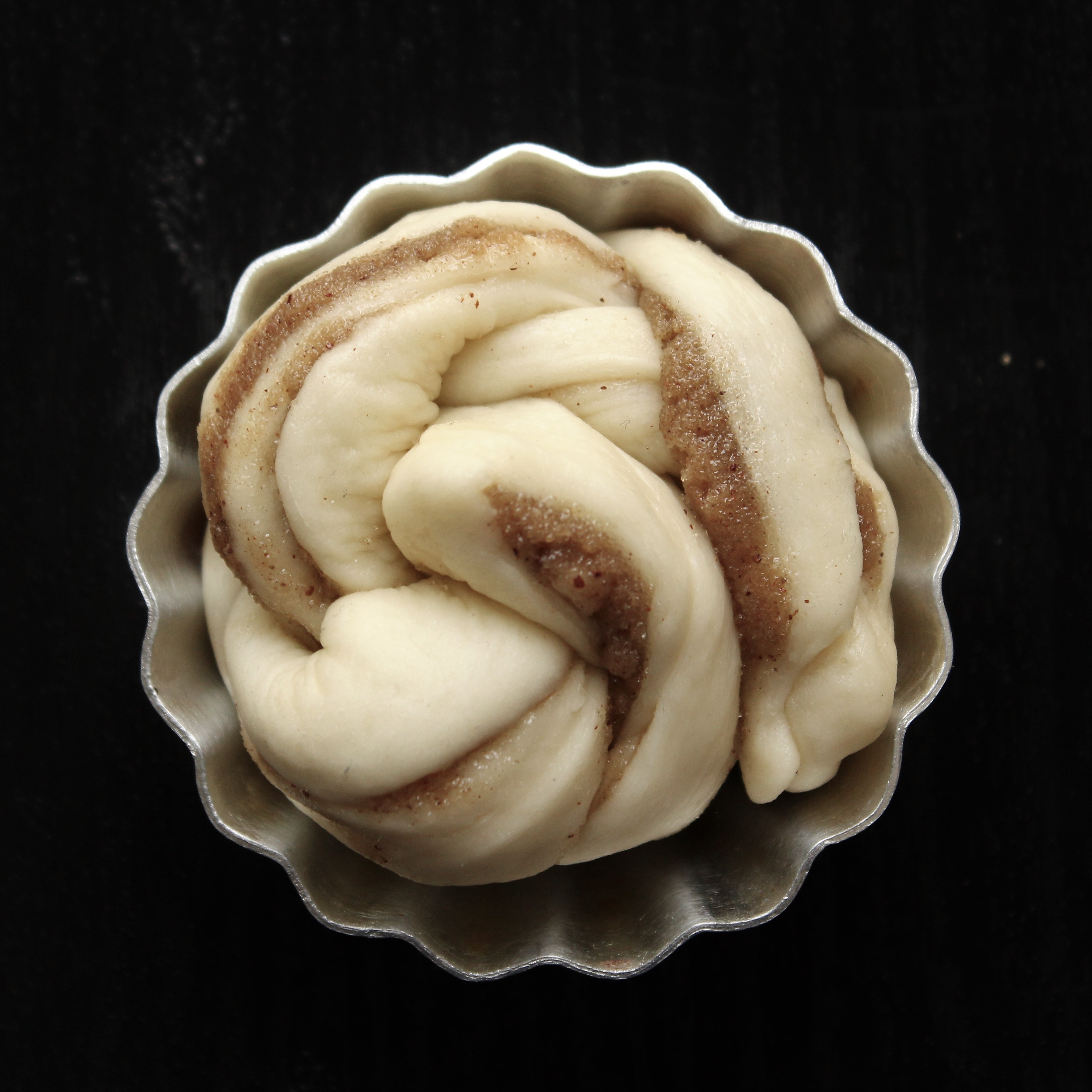 DELICIOUS Swedish Cinnamon Knot Buns 7 Steps (with Pictures