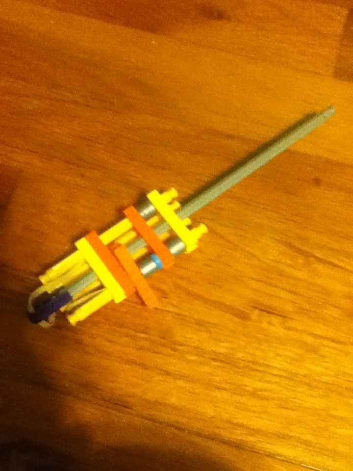 Simple K'NEX Gun