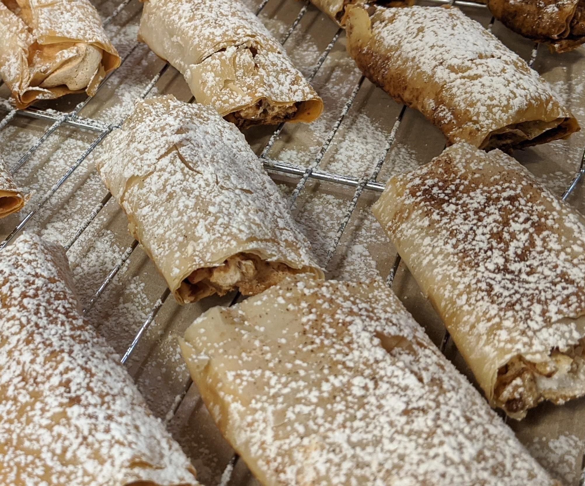 Phyllo Meringue Cookies