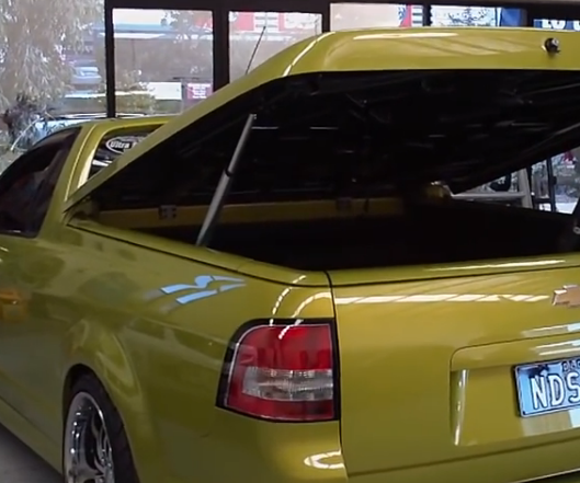 TONNEAU COVER HARD LID CONVERTED TO AUTOMATED LIFT