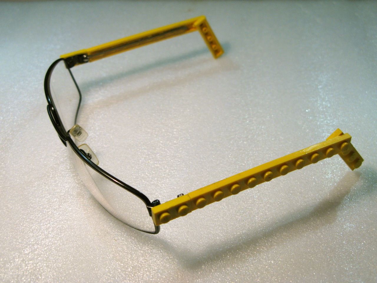 Refashion Glasses With Lego