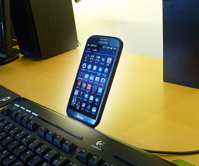 Keyboard Phone Stand