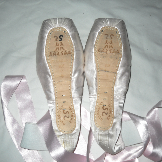 Jual 2025 pointe shoes