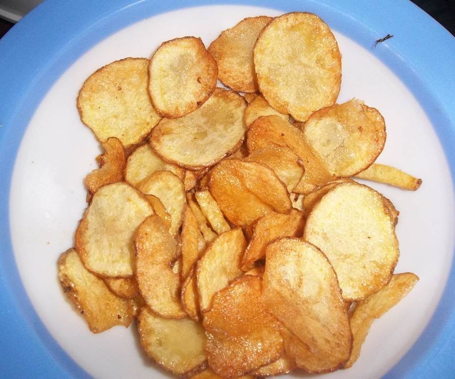 Healthy Snack. Homemade Potato Chips