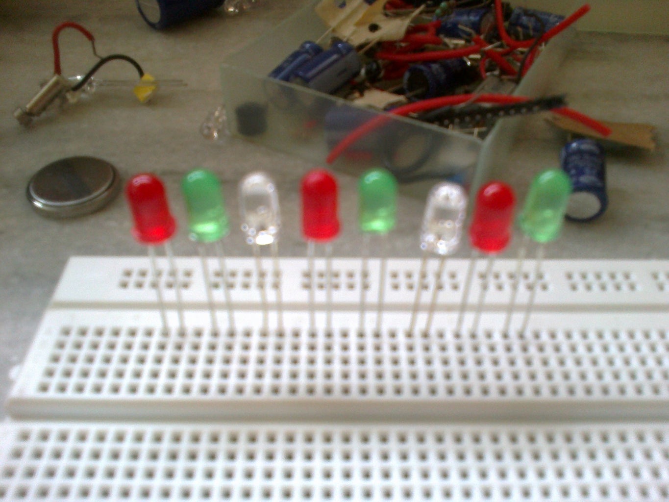 How to Control 8 Leds Using Arduino Uno : 3 Steps - Instructables
