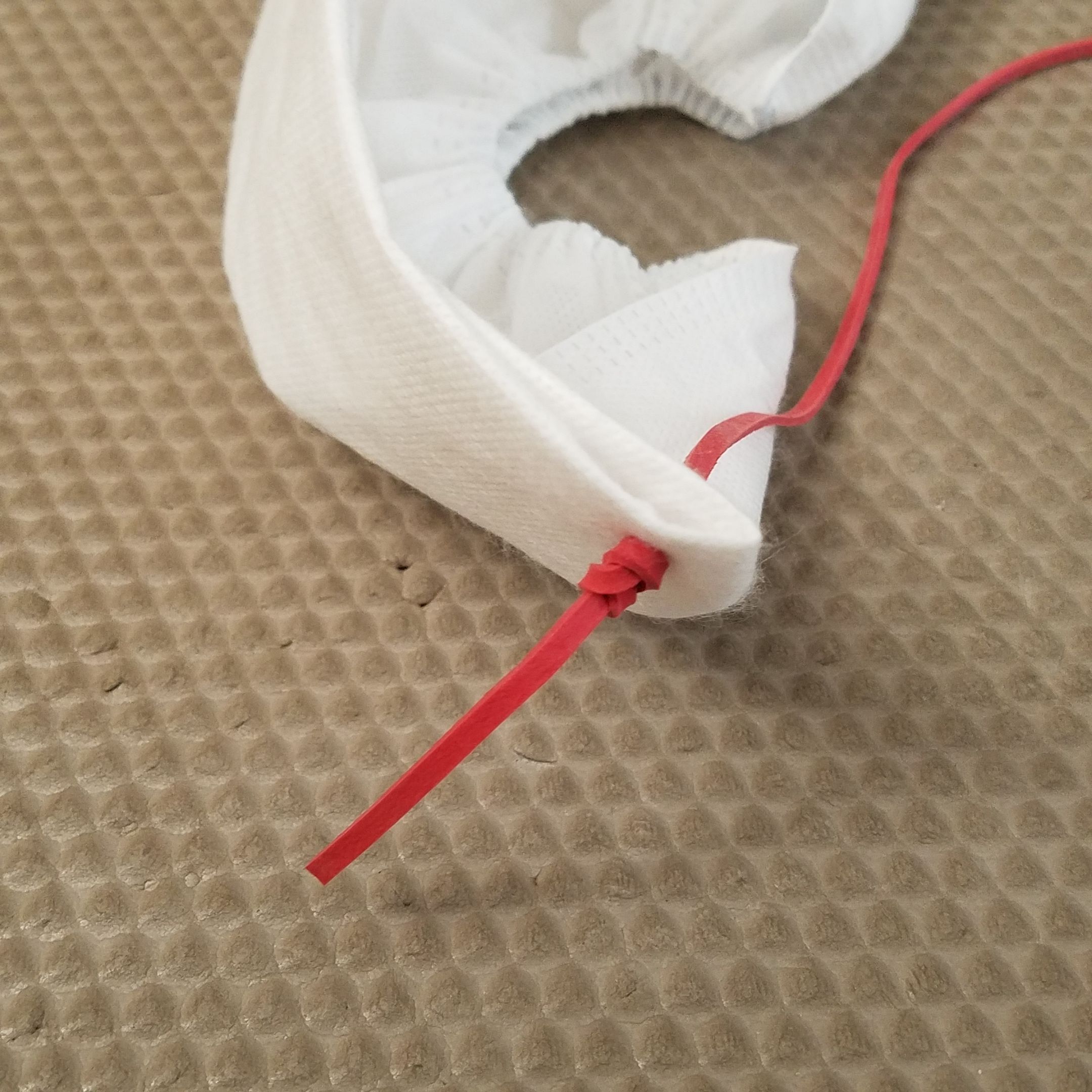 Shoemaker Mask Face Mask...from a Shoe Cover? : 6 Steps - Instructables