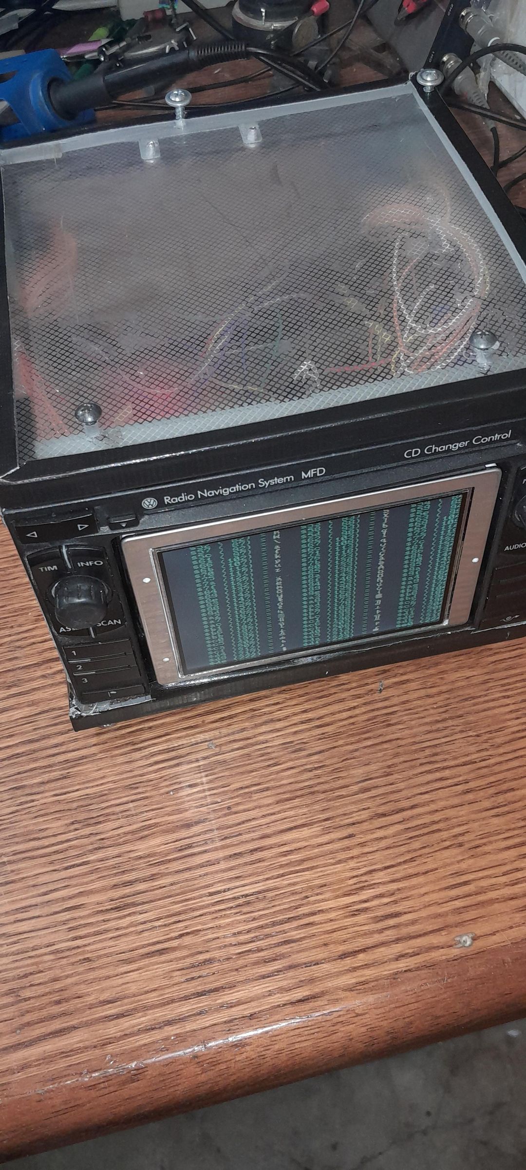 SHARP LQ5AW136 TFT Display - Instructables