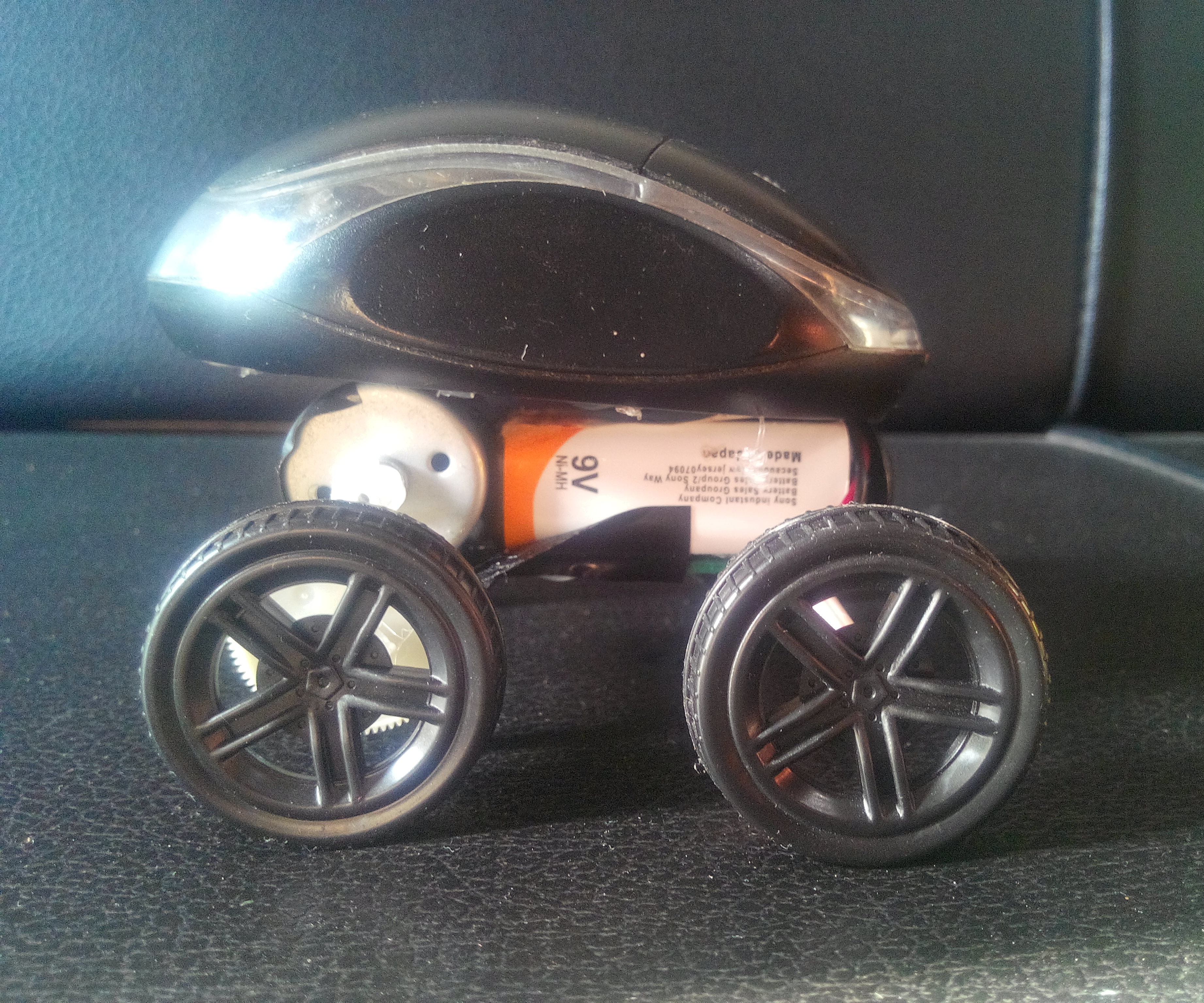  HOW TO MAKE a CAR WITH MOUSE - Powered CAR - SIMPLE