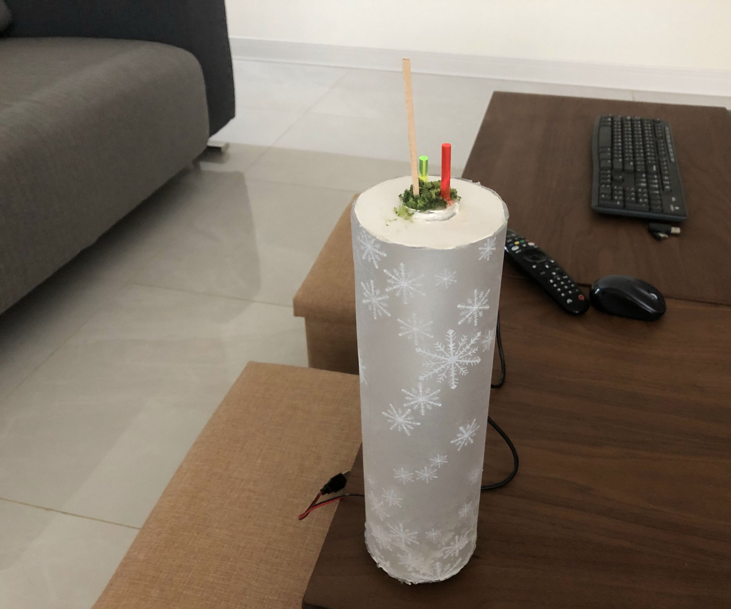 Amplitude and Frequency Reactive Light Decoration