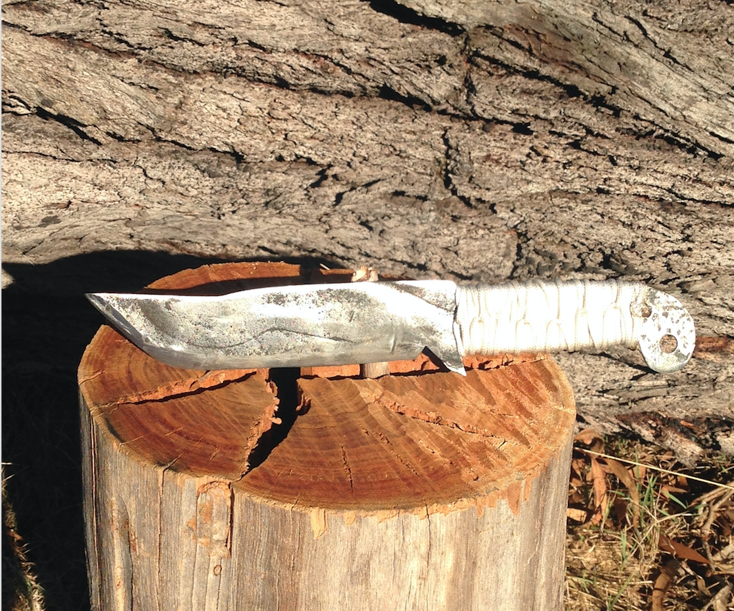 How to Build a Survival Knife From an Old Lawnmower Blade