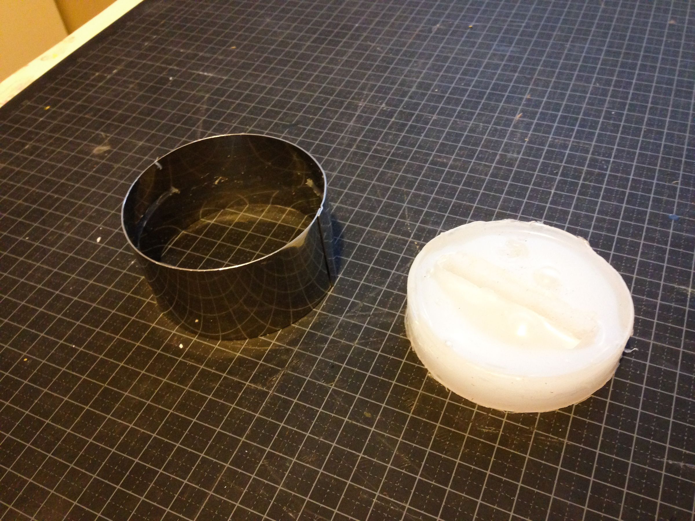 Phone Dock Hot Glue and Leather 3 Steps (with Pictures) Instructables