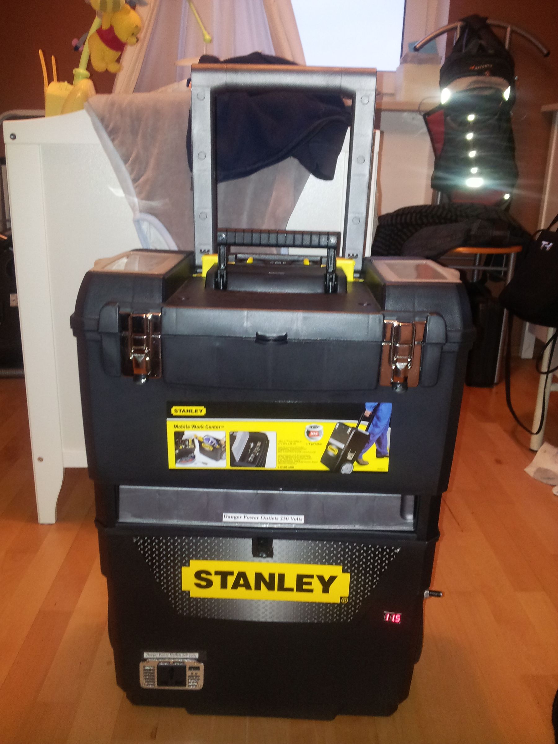 The Grizzly Solar Generator