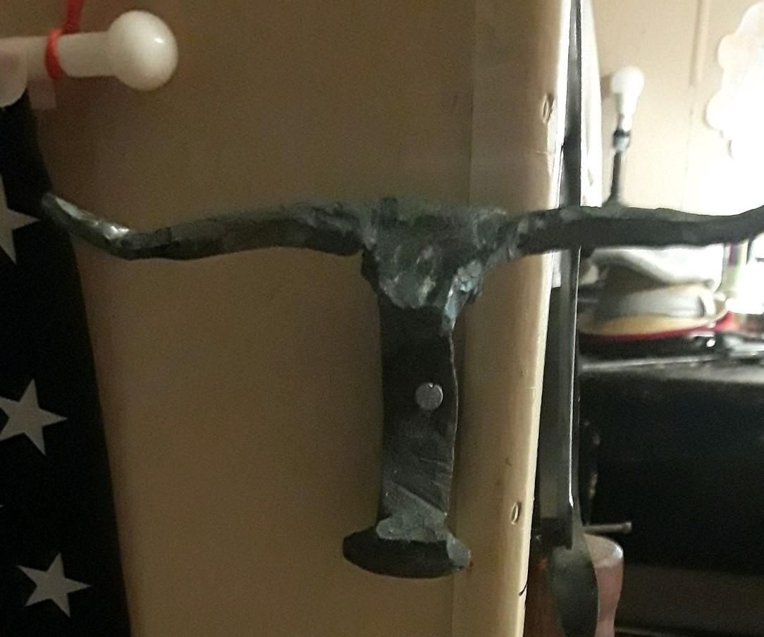 Longhorn Hat Hanger in 10 Steps