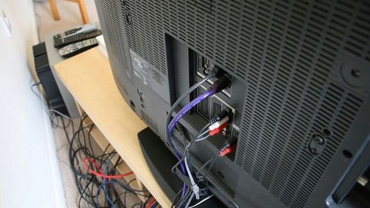 Set Up an Multiple Console Game Into Single Television - Instructables