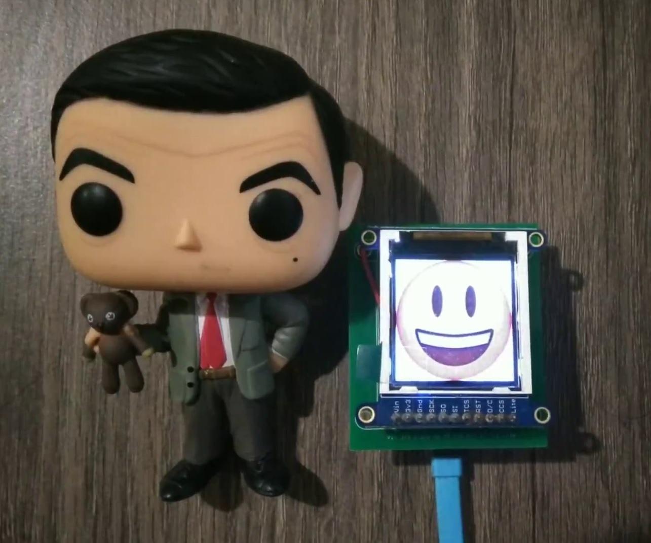 Miniature Digital Photo Frame