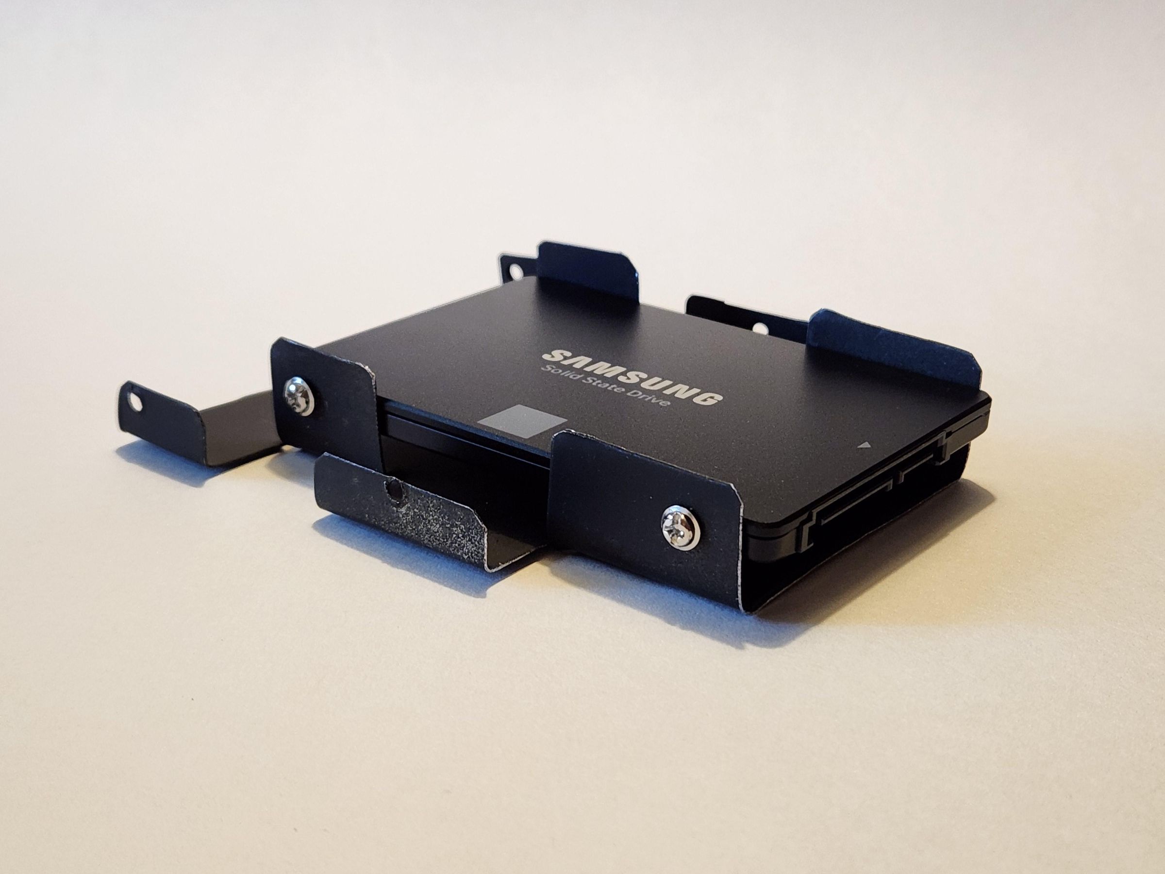 2.5 to 3.5 Drive Adaptor : 3 Steps - Instructables