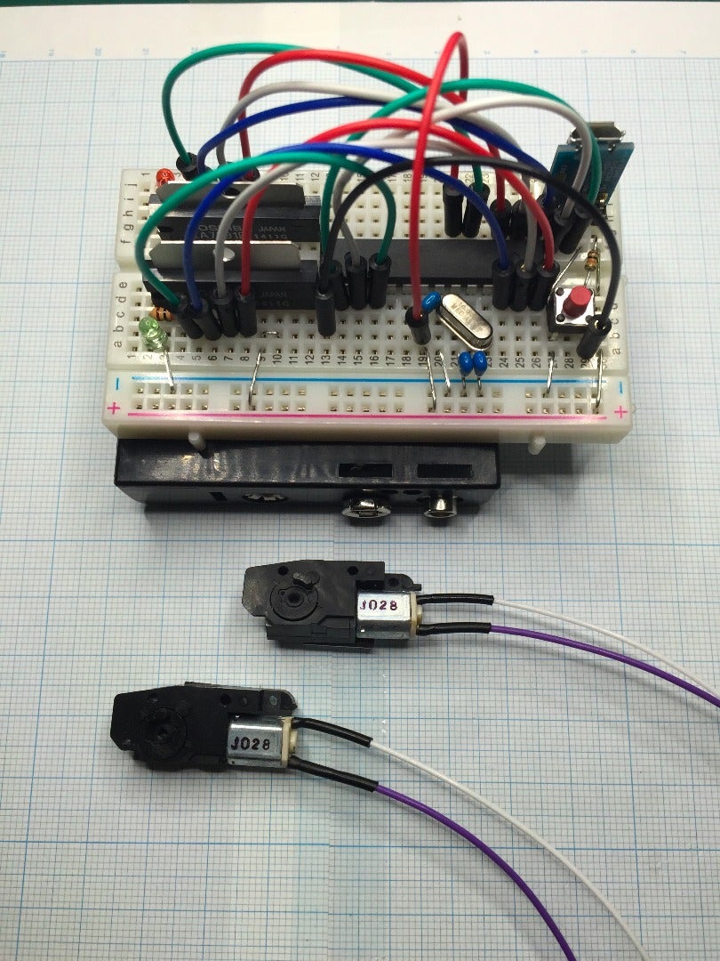 リード線付きギアモータ・タイヤセットの貼り付け