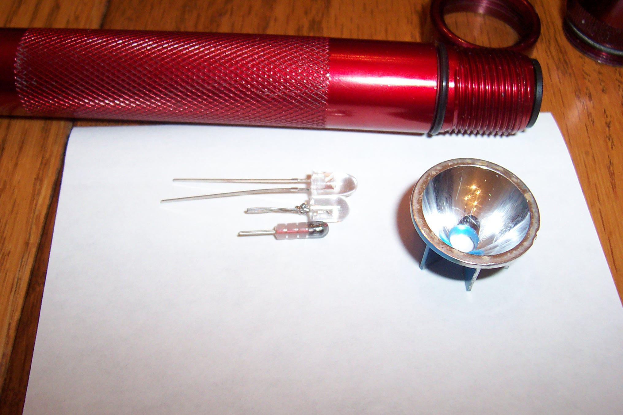 MagLite LED Conversion (any 2 or 3 XCell Flashlight) 6 Steps