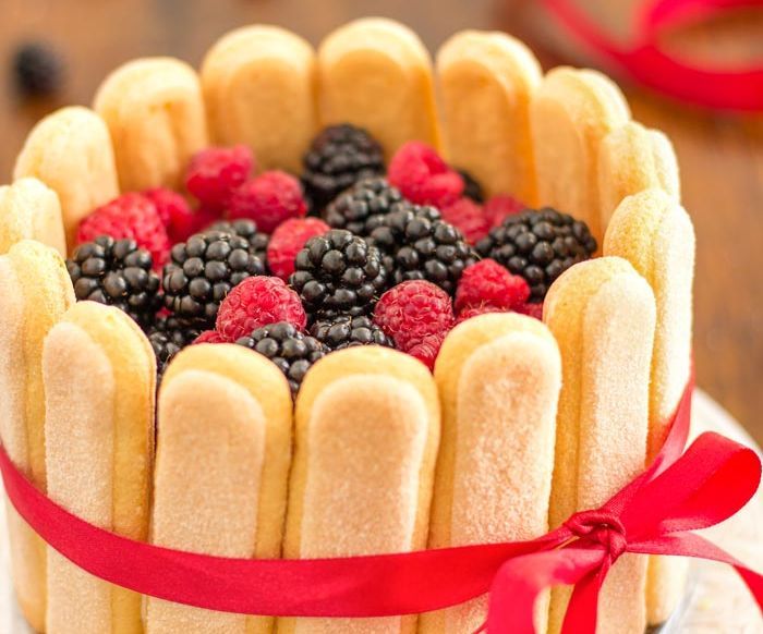 Berry Charlotte Cake