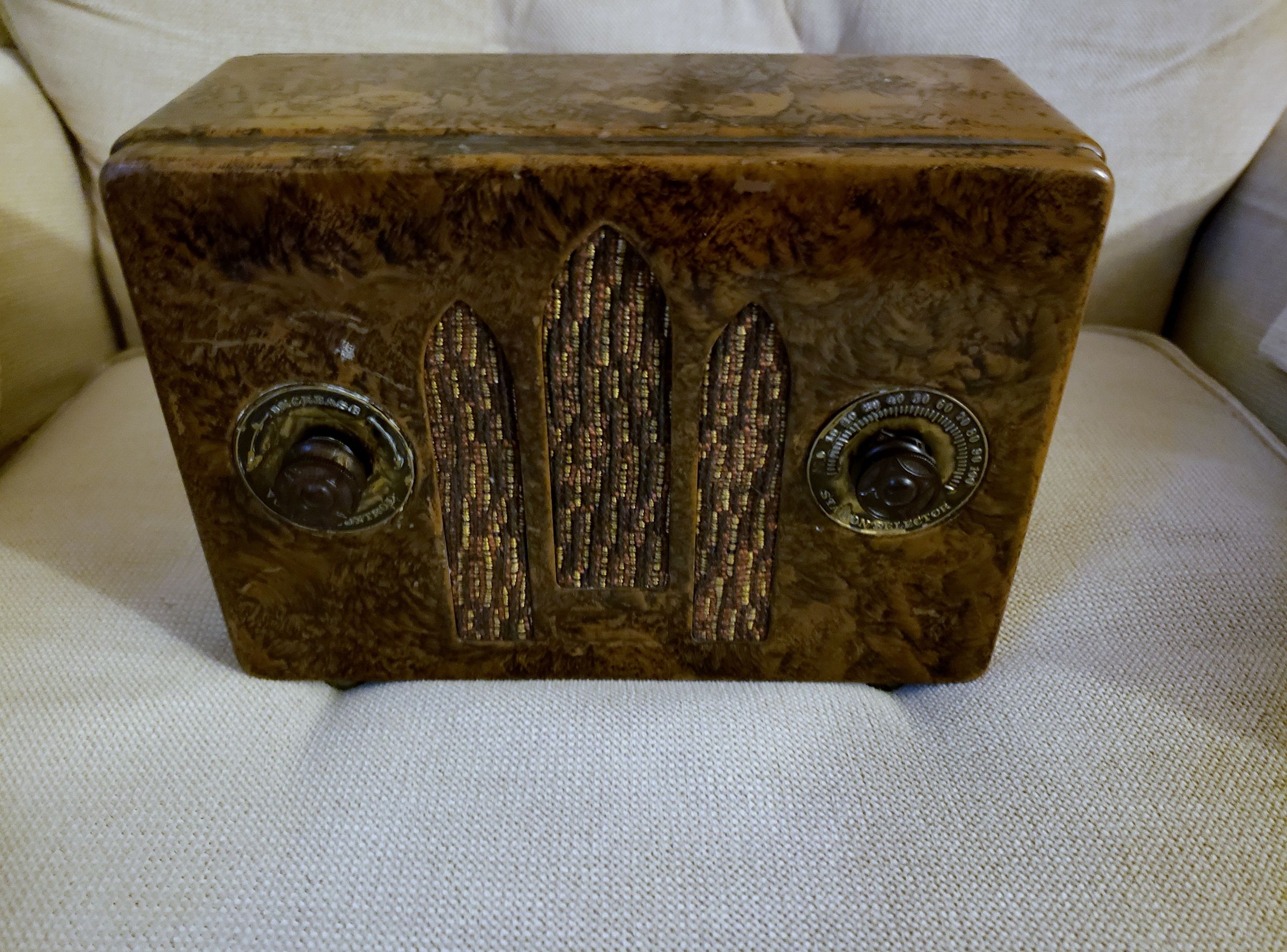 Fixing a Mystery Radio : 9 Steps - Instructables