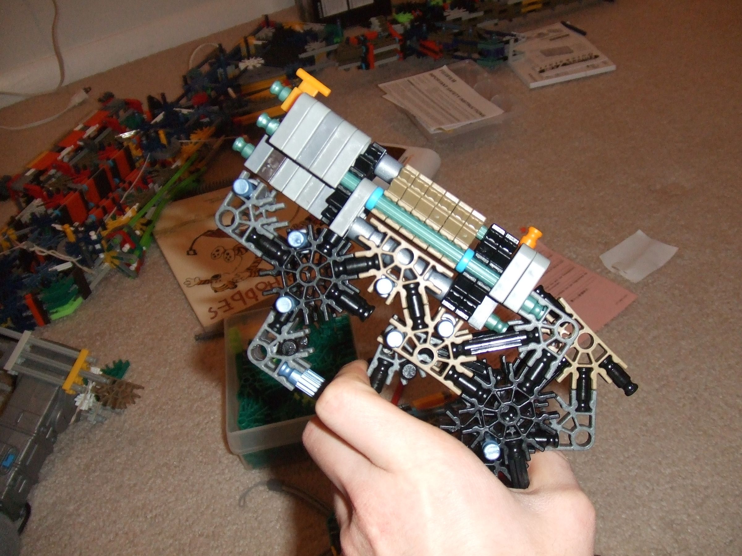 Knex Pistol, with a NEW! firing mechanism, a Hammer