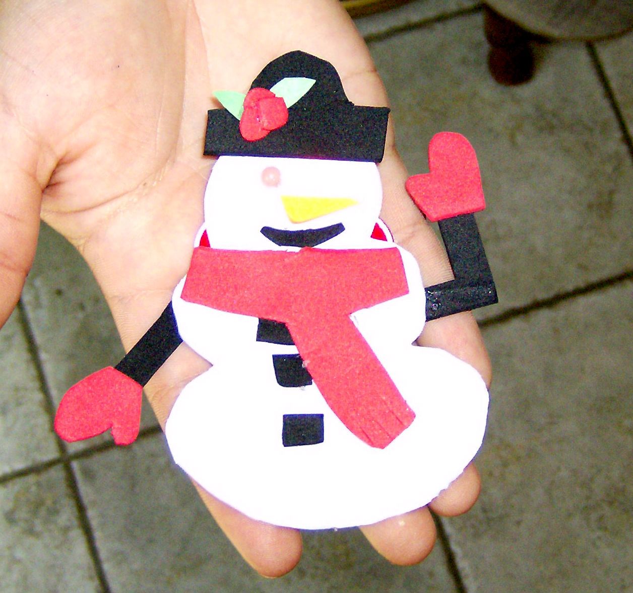 Make a Light-Up Holiday Ornament