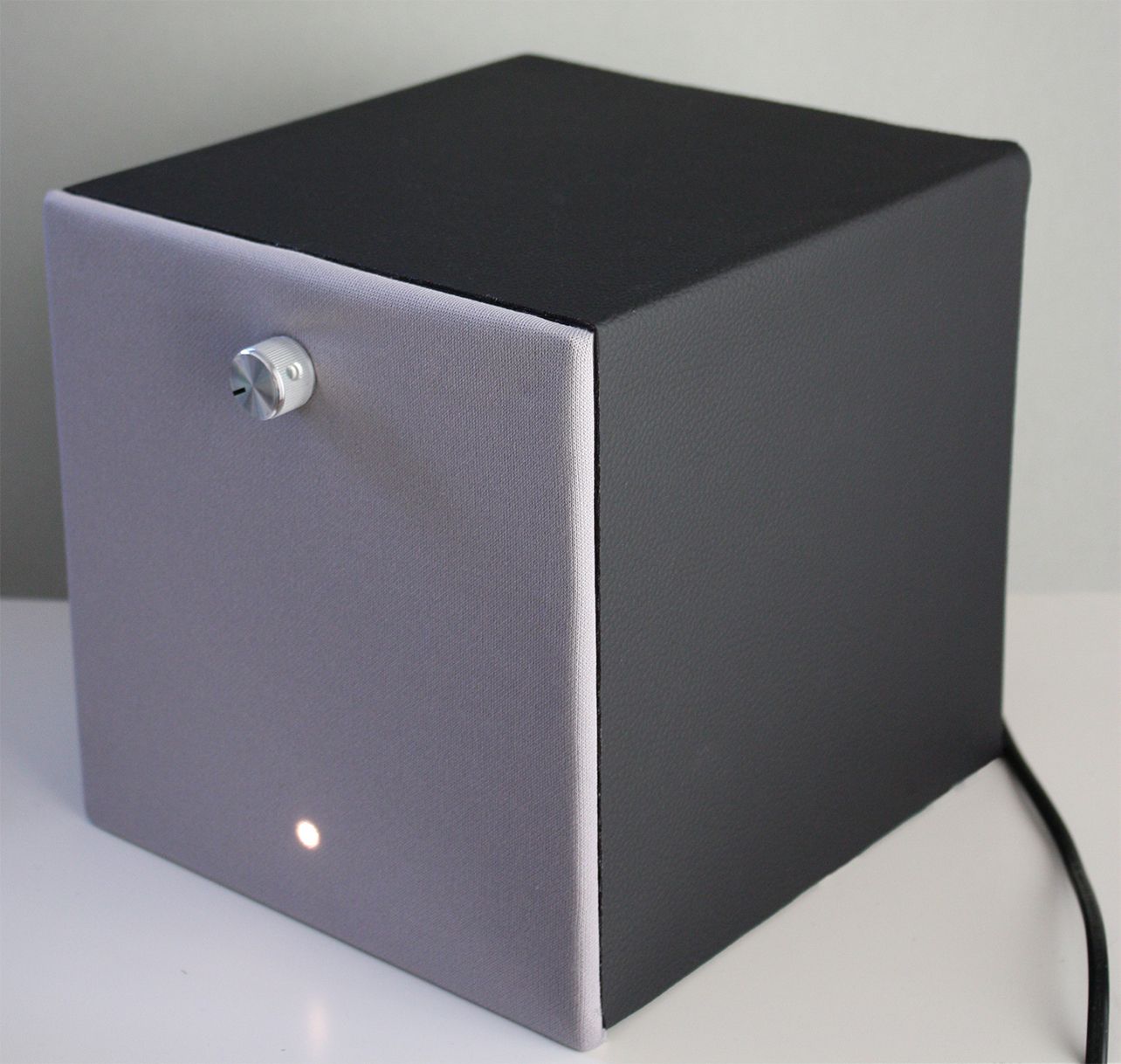 RaspbAIRy - the RaspberryPi-based Airplay Speaker