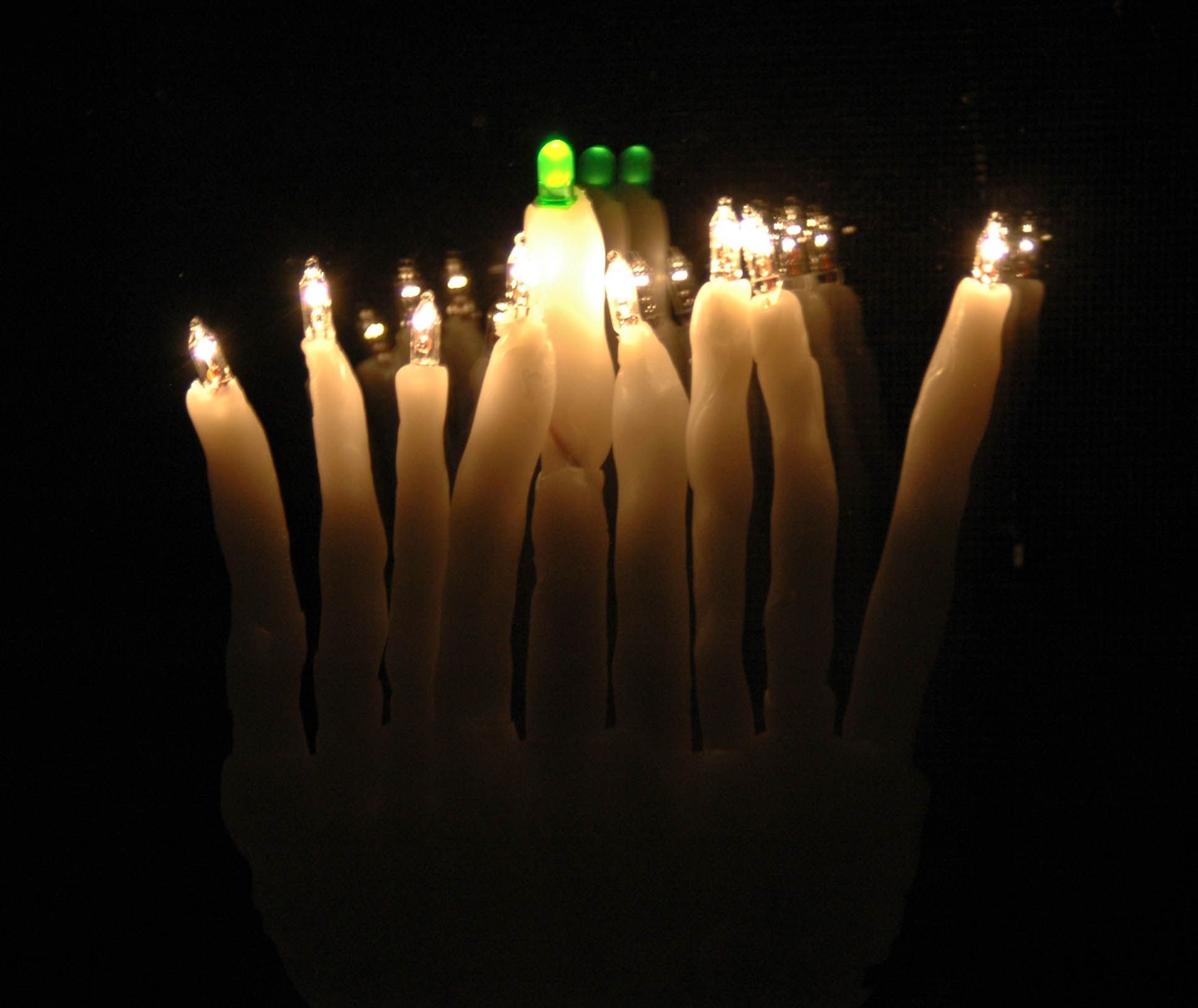 (Almost) Idiot-Proof LED Hanukkah/Chanukah Menorah