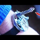 Simple magnet wristlet