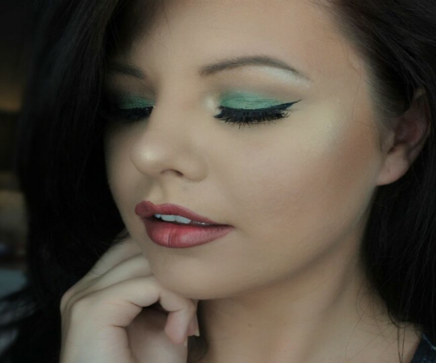 Green Smokey Eye Makeup Tutorial