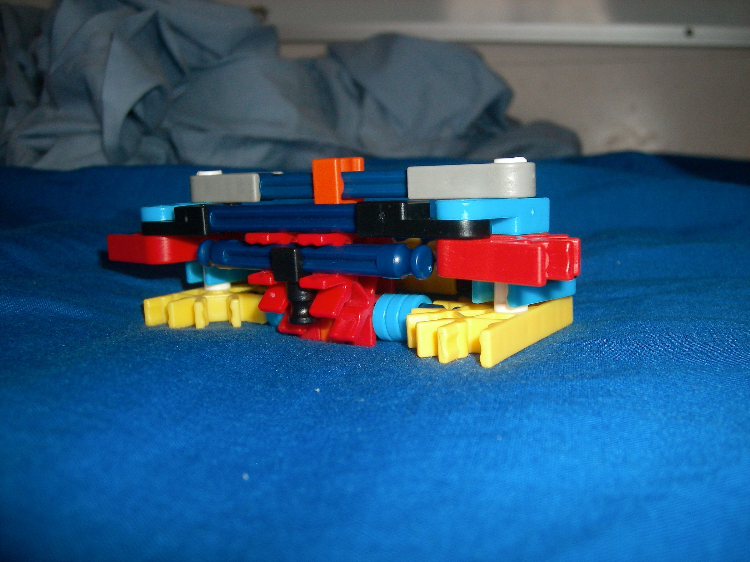 Knex Car Steering mechanism with ajustable steering ratio