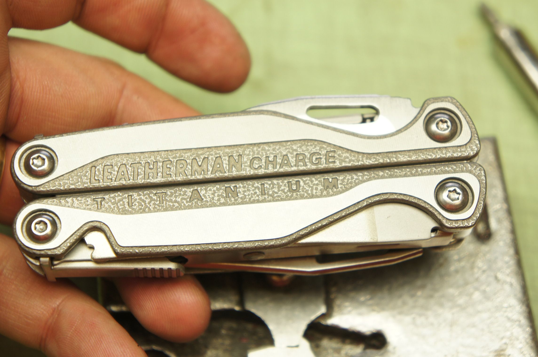 How to Take Apart and Reassemble a Leatherman Charge TTi 14 Steps