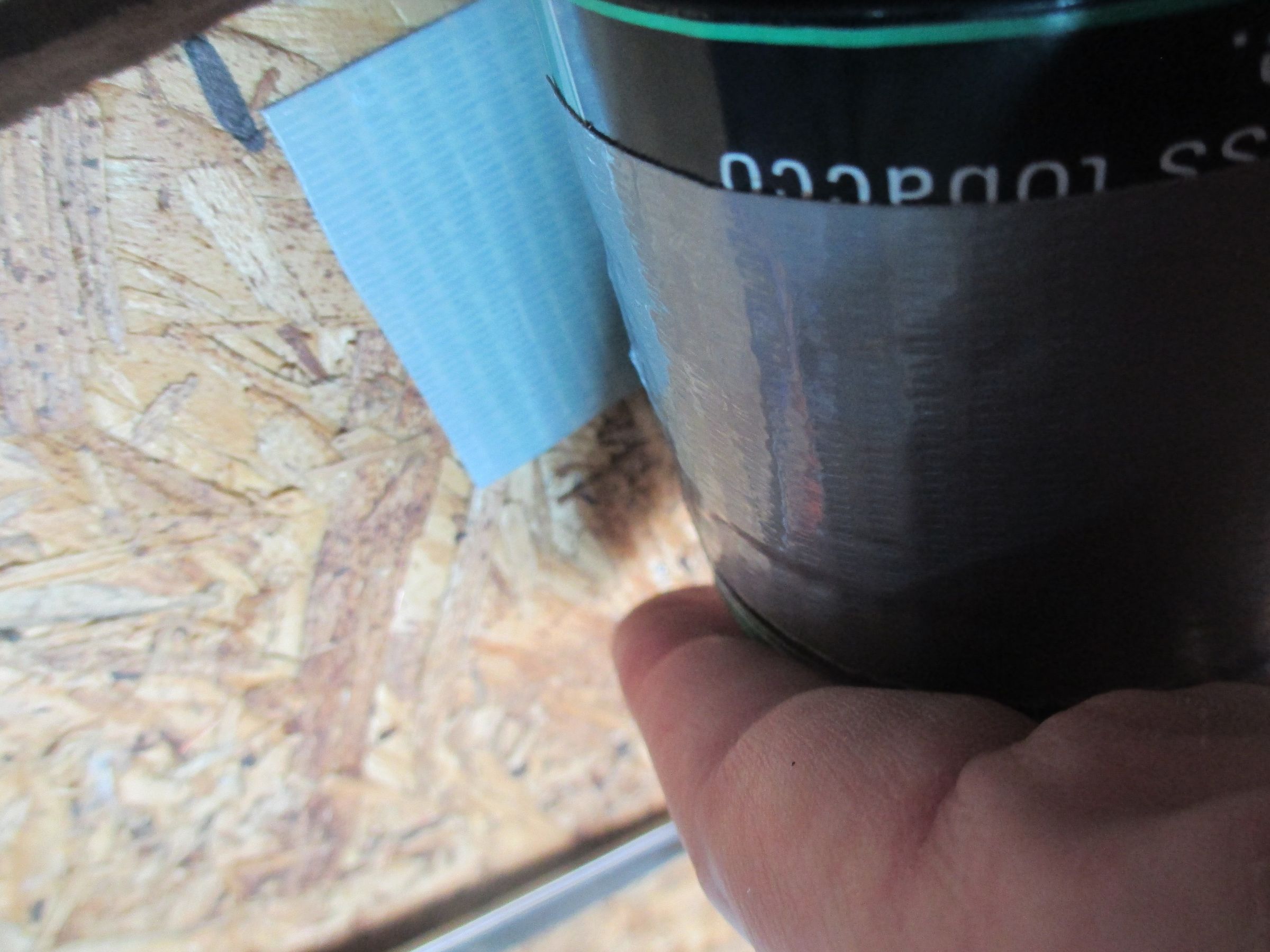 Tobacco Can and Duct Tape Shelf Supports : 12 Steps - Instructables