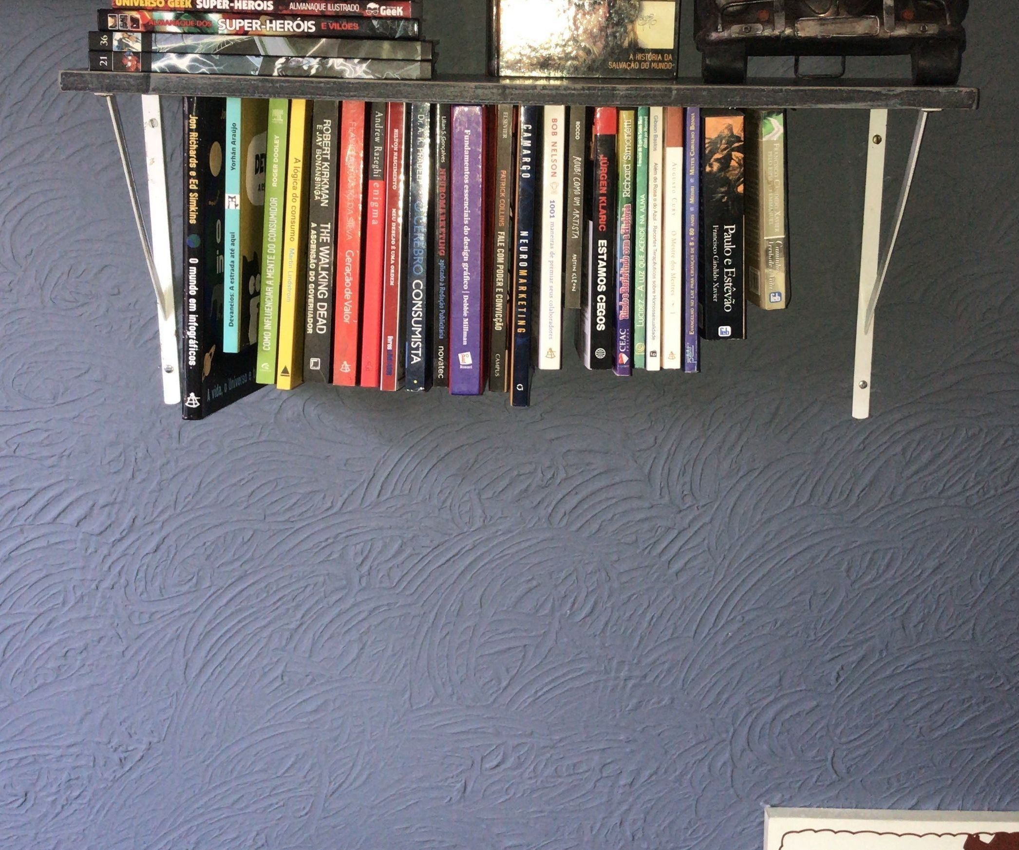 Prateleira Invertida