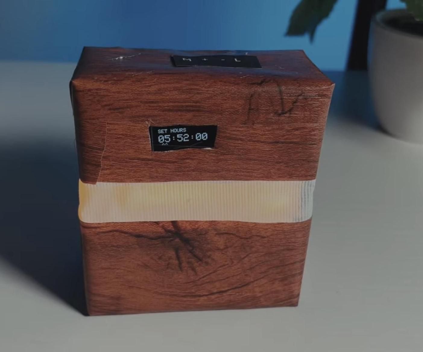 Trash to Treasure: I Turned a Shampoo Bottle Into a Smart Clock