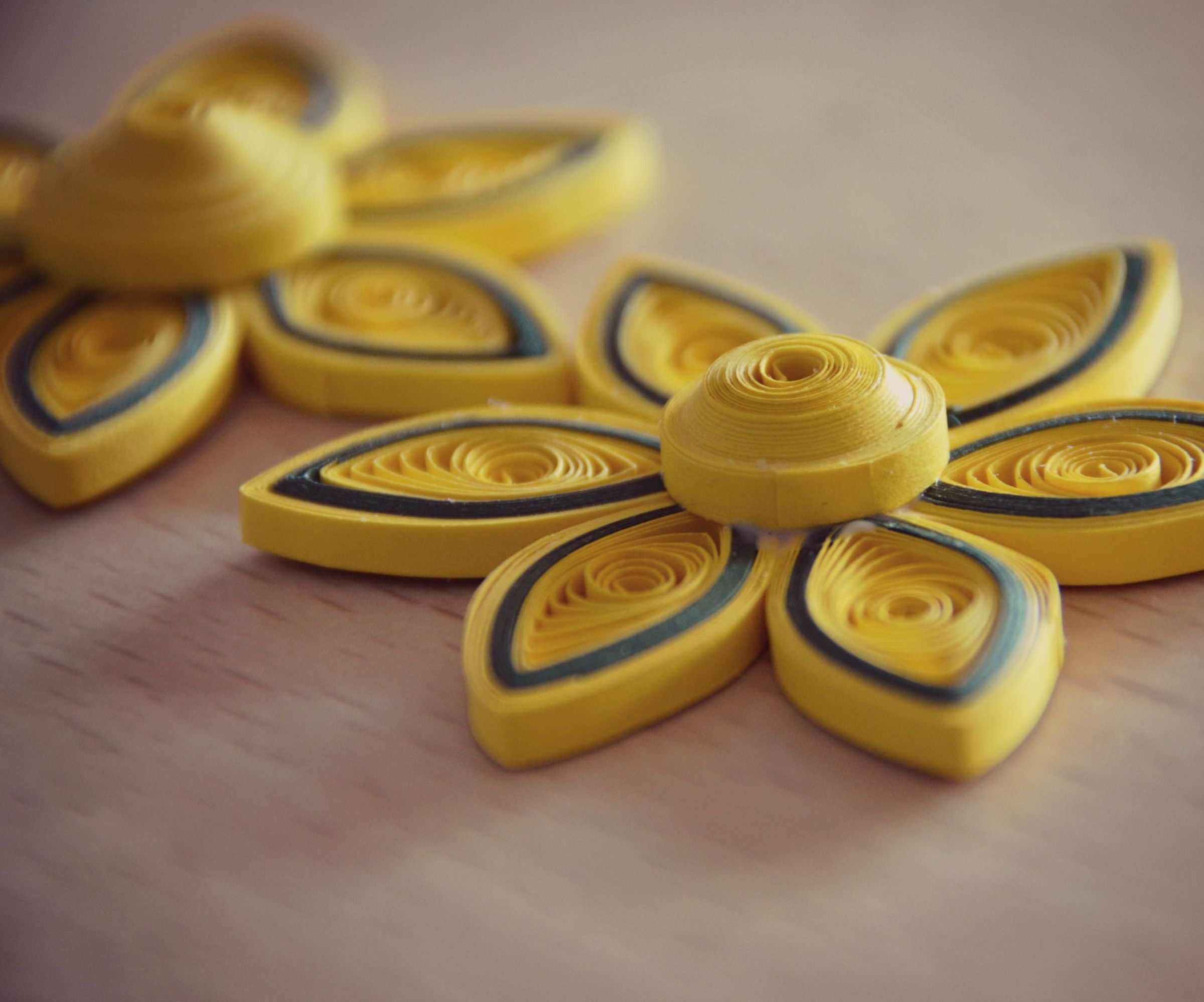 Quilling Yellow Flower