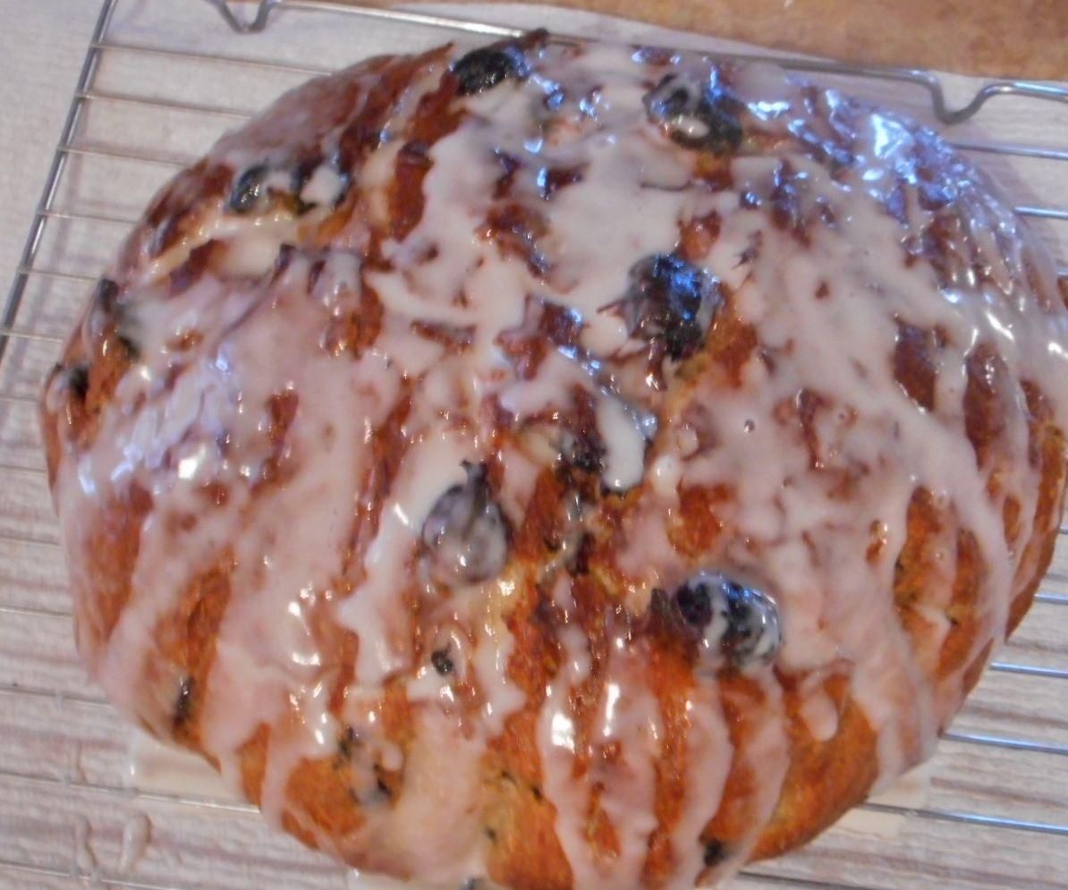2-Hour No-Knead Cinnamon Raisin Bread