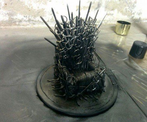Iron Throne Phone Stand | Game of Thrones Inspired