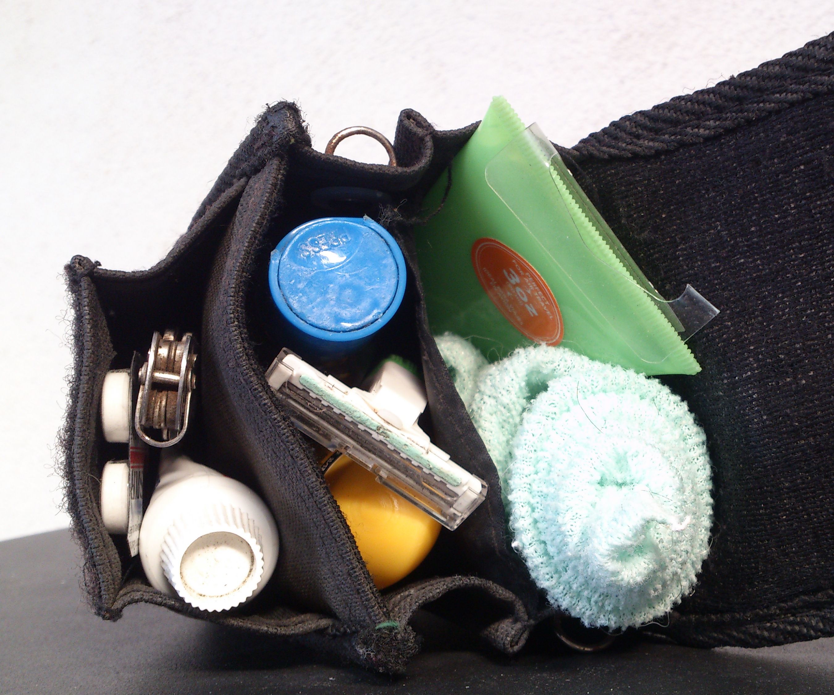 Pocket Size Travel Cleaning Kit