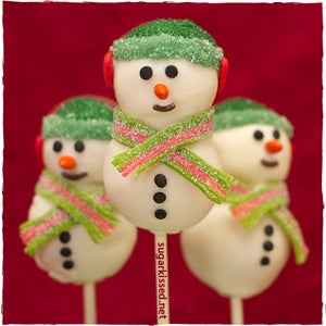 How to Make Snowman Christmas Cake Pops: Step 6