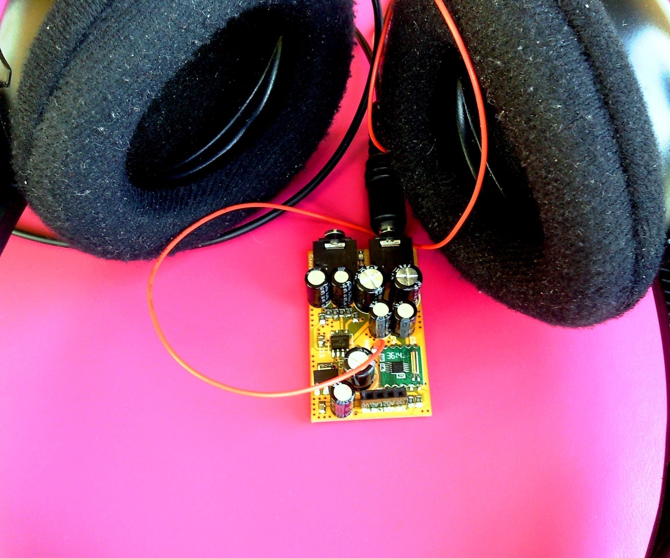 Arduino Controlled Tiny FM Radio