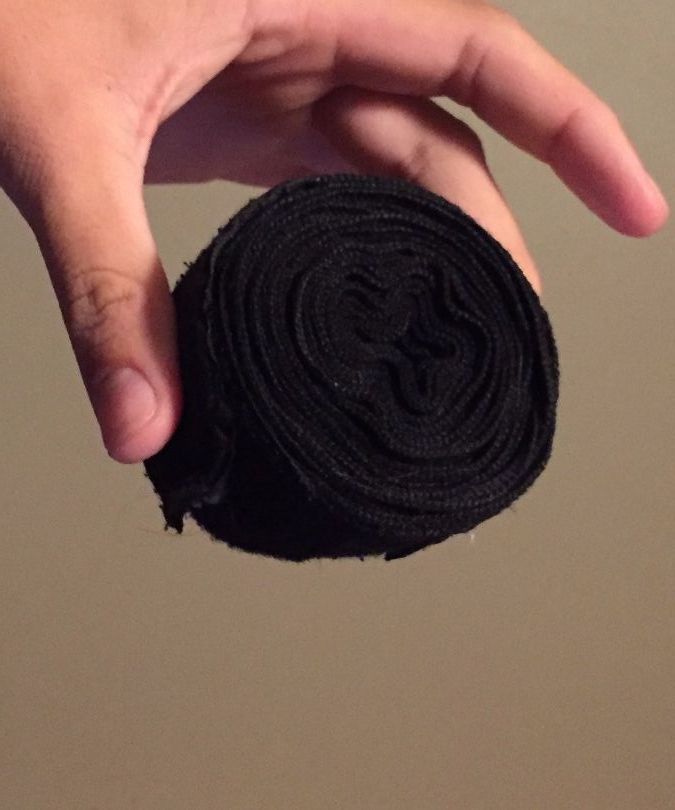 How to Wrap Your Hands With Hand Wraps