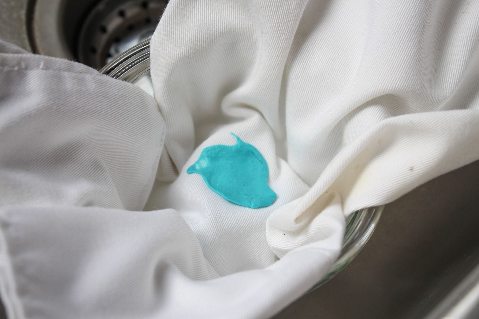How to Remove Gum From Clothes 4 Steps (with Pictures) Instructables