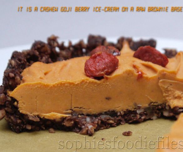 Raw Goji Berry Brownie Tartlets