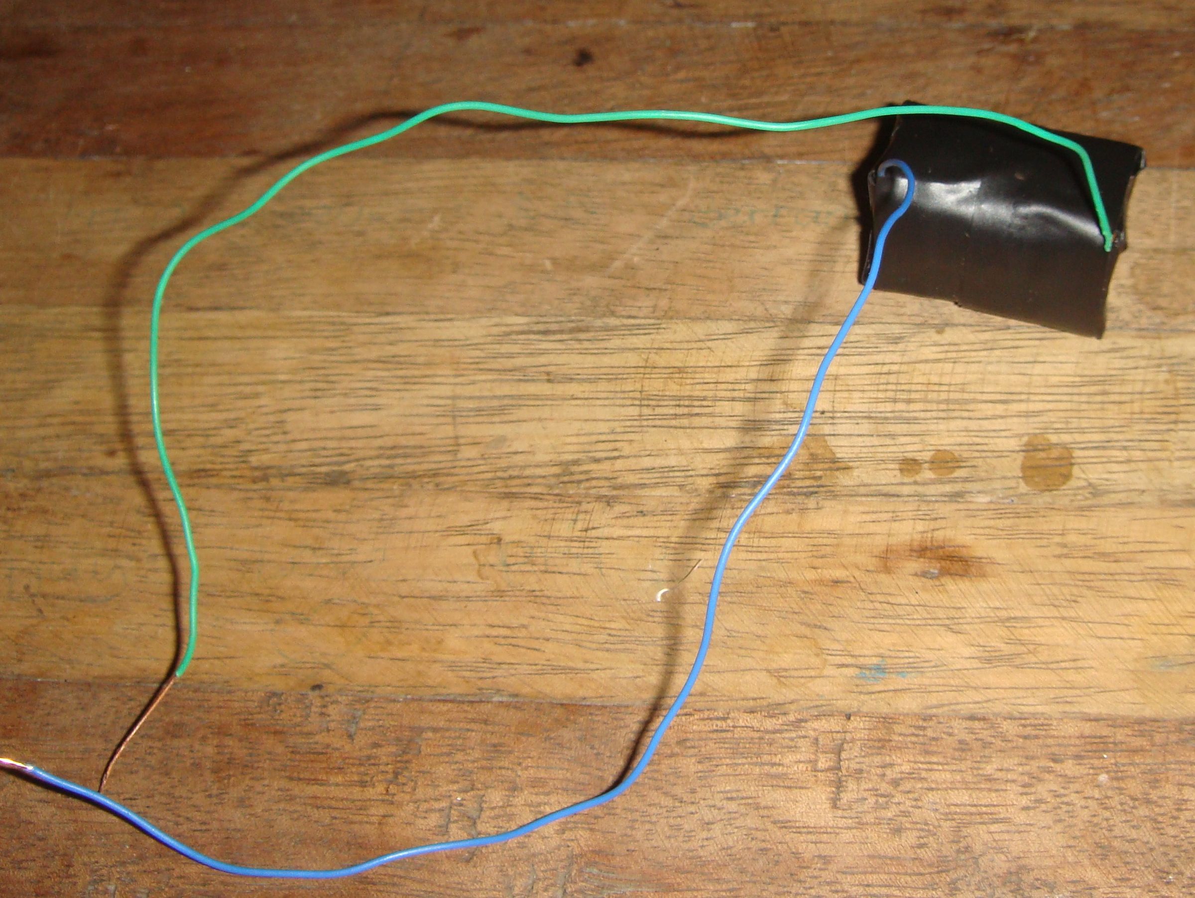 Battery Out of Coins and Foil 7 Steps Instructables