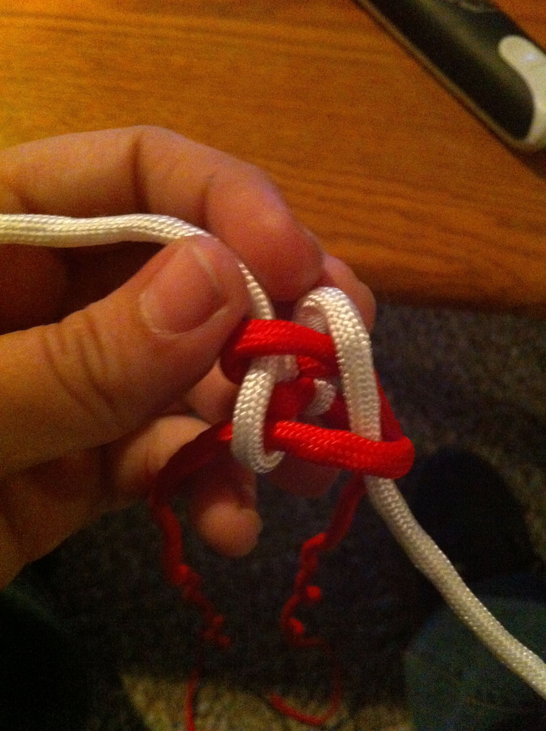 How to Make a Paracord Box Braid 5 Steps Instructables