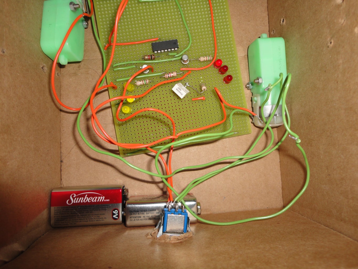 How to Make a Line Following Robot : 11 Steps - Instructables