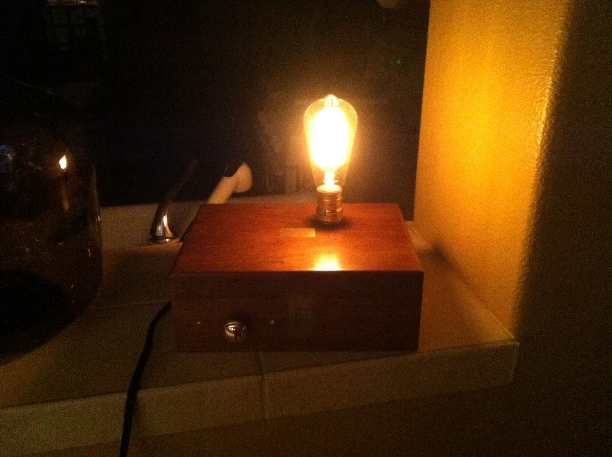 Cigar Box Lamp 3 Steps Instructables